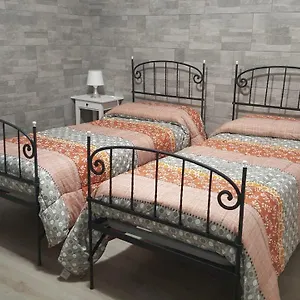 Cedarwood Premana